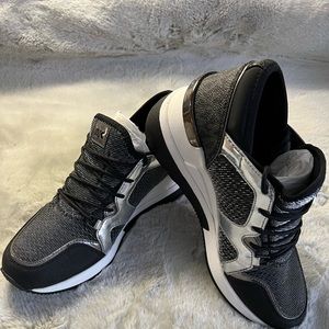 MICHAEL Michael Kors Scout Trainer (Gunmetal) 6M